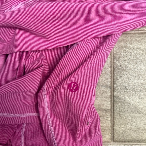 Lululemon Loose Fitting Long Sleeve Tee - Picture 2 of 3